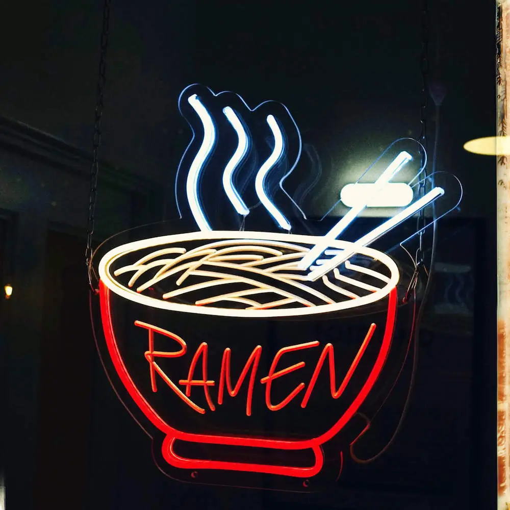 Neon Sign at Tomoko.